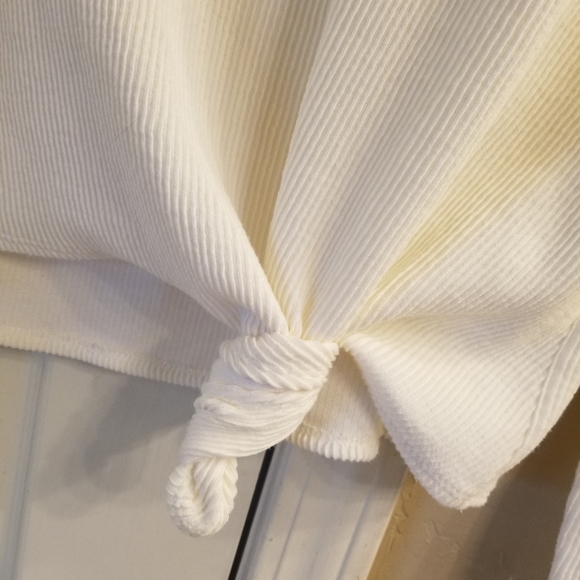 Texture & Thread Madwell * Cream Ribbed Pullover Top - Picture 5 of 5